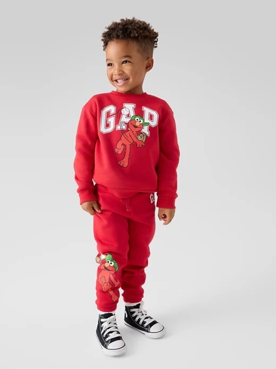 GAP Other - GAP Red Elmo Graphic Jogger Set, Size 5